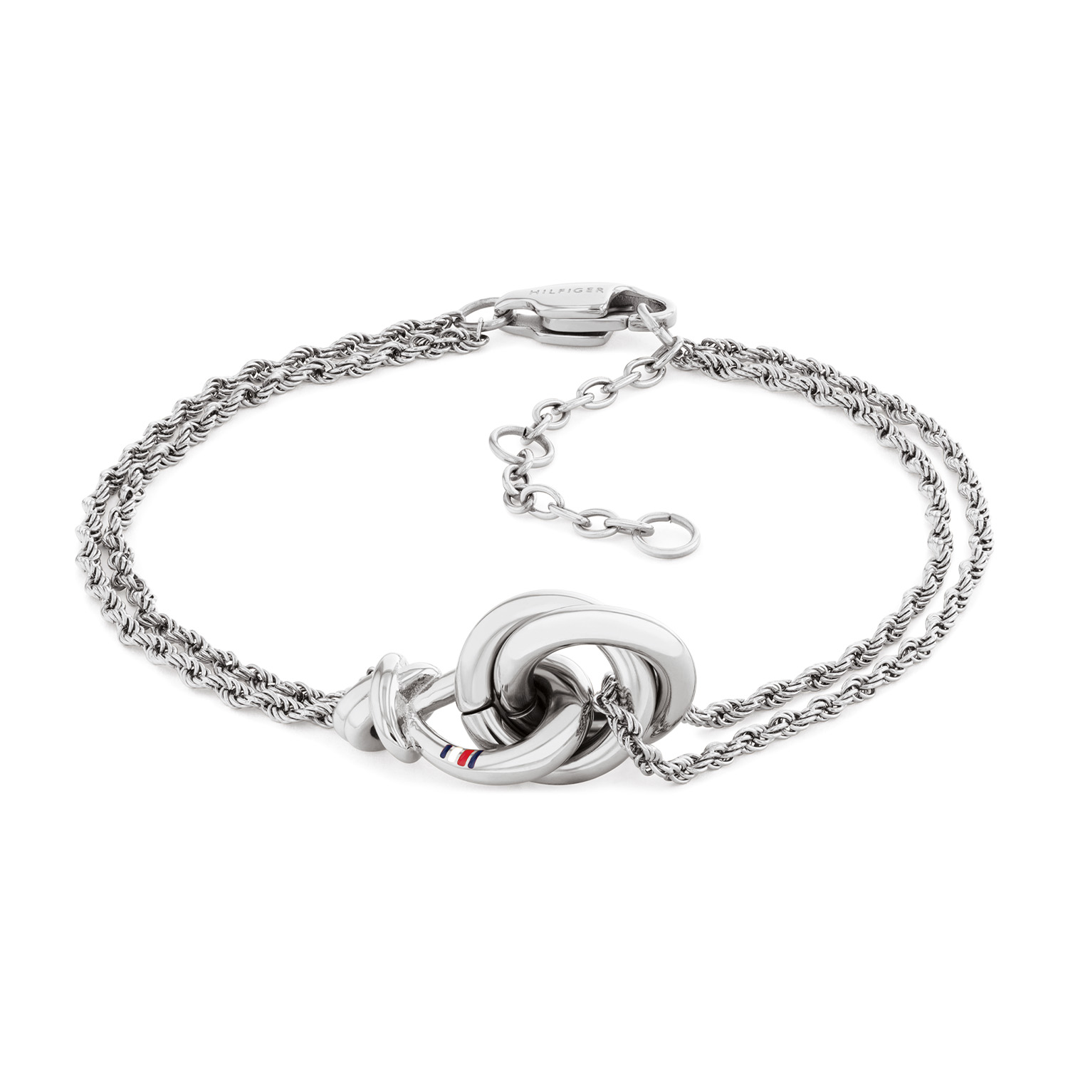 Tommy Hilfiger Jewels TJ2780990 Armband Dames Staal 19cm
Deze armband van Tommy Hilfiger uit de jewelry serie Nautical Knot met nr: TJ2780990 is een musthave voor je Tommy collectie. De stalen dames armband heeft een dubbele koordketting die met een lus om het middelpunt zit. Het middelpunt is een scheepsknoop. Door een cartieslot en diverse tussenogen is de armband op drie verschillende lengtes te dragen. De totale lengte van deze speelse armband is 19cm. Zeker goed te combineren met andere sieraden uit deze serie van Tommy Hilfiger.

Het merk:
Tommy Hilfiger is wereldwijd &eacute;&eacute;n van de grootste designer lifestyle merken en is internationaal bekend om haar classic American cool stijl. De sieraden zijn voor dames en heren met een eigen stijl, die niet bang zijn om dit aan de wereld te laten zien.

Specificaties:
- Armband
- Materiaal: Staal
- Lengte 19cm verstelbaar
- Dames sieraad