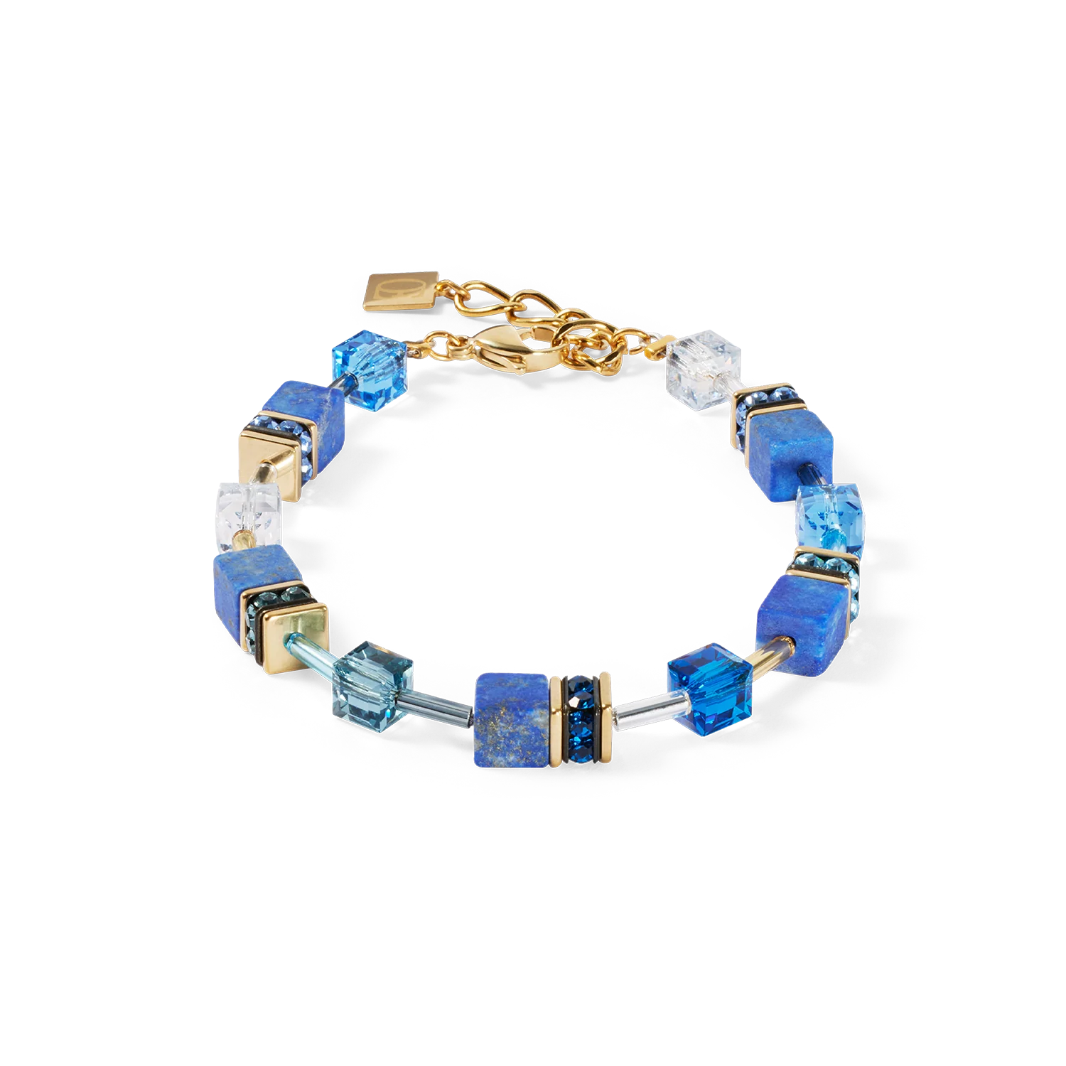Diep, intens, tijdloos &ndash; de GeoCUBE&reg; Iconic Precious armband blauw combineert krachtige lapis lazuli met glinsterende Swarovski&reg; kristalblokjes. De gouden roestvrijstalen elementen zorgen voor elegante accenten en ronden het ontwerp harmonieus af. Een sieraad dat kracht en elegantie perfect combineert &ndash; ideaal voor een stijlvolle alledaagse look of speciale gelegenheden.