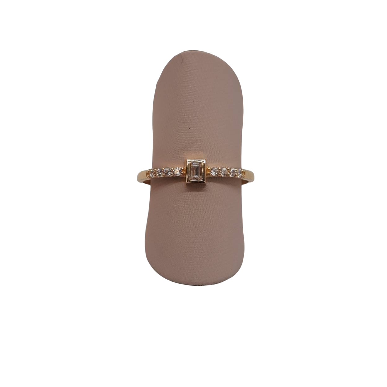 De gouden ring, modelnummer BREA-JOY-0004077, is een elegante 14kt gouden ring met glanzende afwerking en stenen. De ringmaat is 54 en heeft een goudkleurige uitstraling, perfect voor een verfijnde look. Deze ring kan dagelijks gedragen worden om elke outfit een chique touch te geven. Perfect voor speciale gelegenheden of dagelijks gebruik.