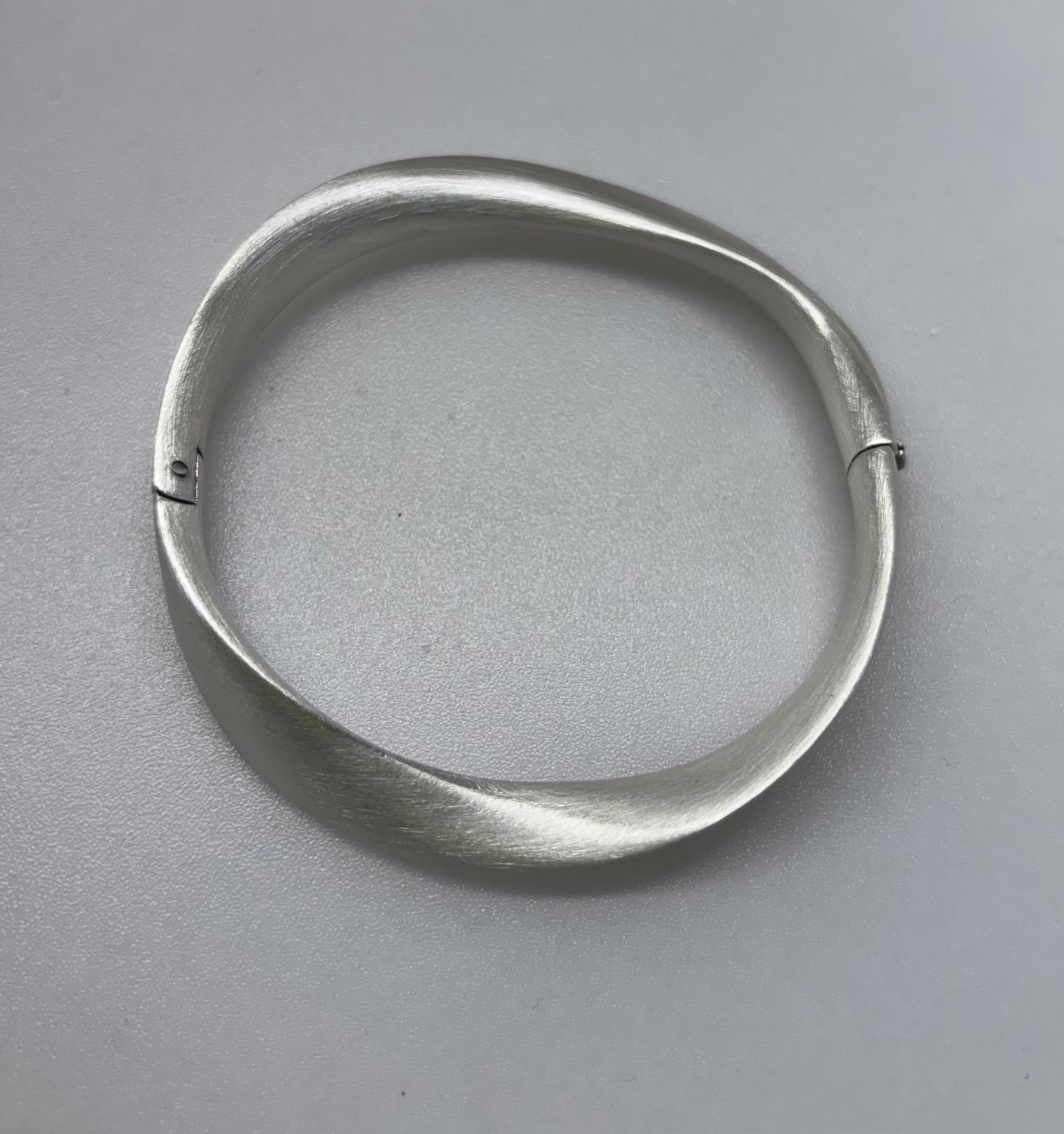 Zilveren bangle mat met scharnier 48.3gram