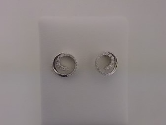 Diese Ohrstecker, Modellnummer 25-464, geh&ouml;ren zur Kategorie Schmuck und sind speziell als Ohrstecker konzipiert. Sie bieten einen eleganten und zeitlosen Look, ideal f&uuml;r den t&auml;glichen Gebrauch oder besondere Anl&auml;sse. Tragen Sie sie am besten mit hochgestecktem Haar oder kurzen Frisuren, um die Ohrringe perfekt zur Geltung zu bringen.