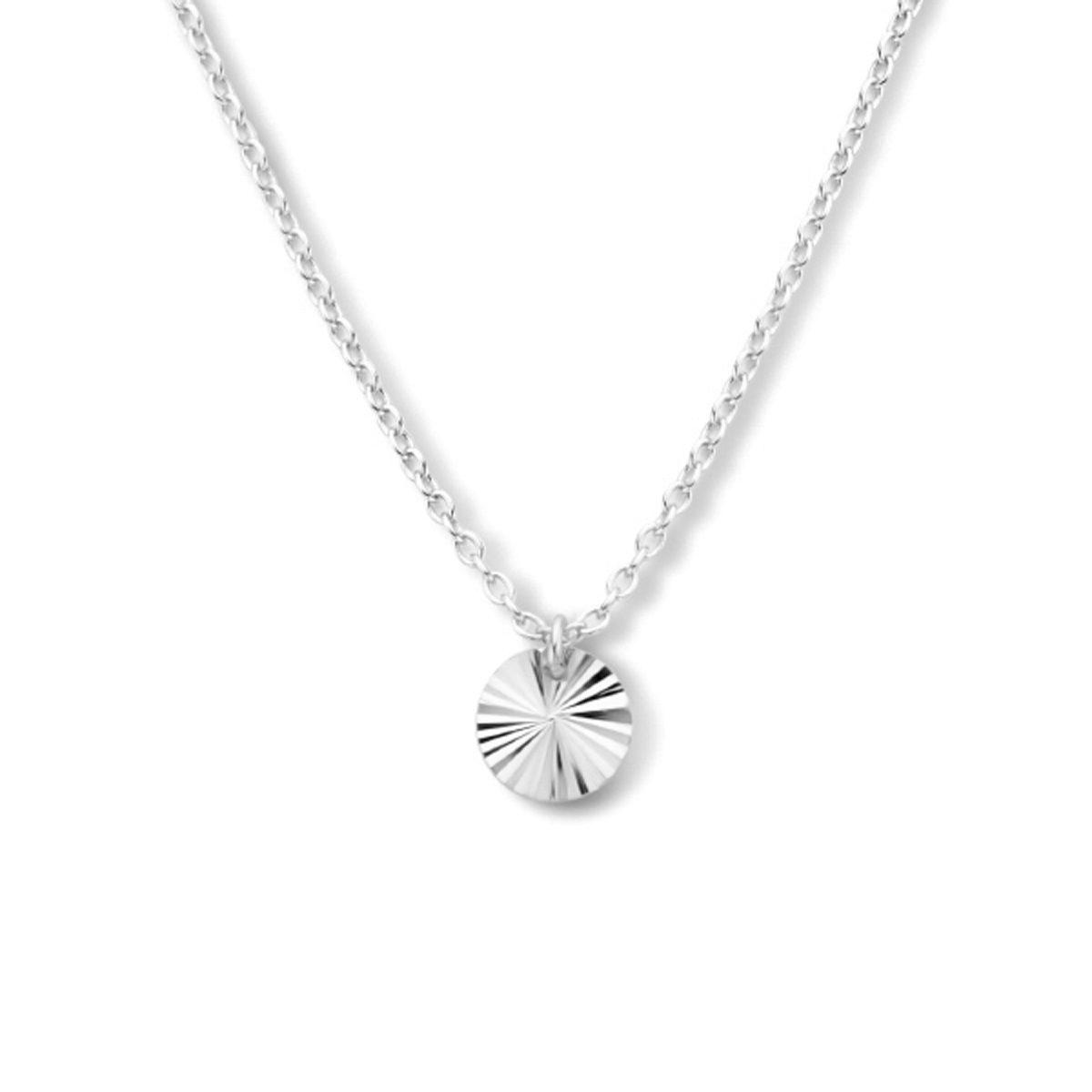 Gerhodineerd 925 zilveren collier uitgevoerd met een ronde hanger met een gediamanteerde afwerking. Het collier heeft draaglengtes van 40, 42 en 44cm. De hanger heeft een diameter van 7mm. De schakelbreedte is 1.4mm.