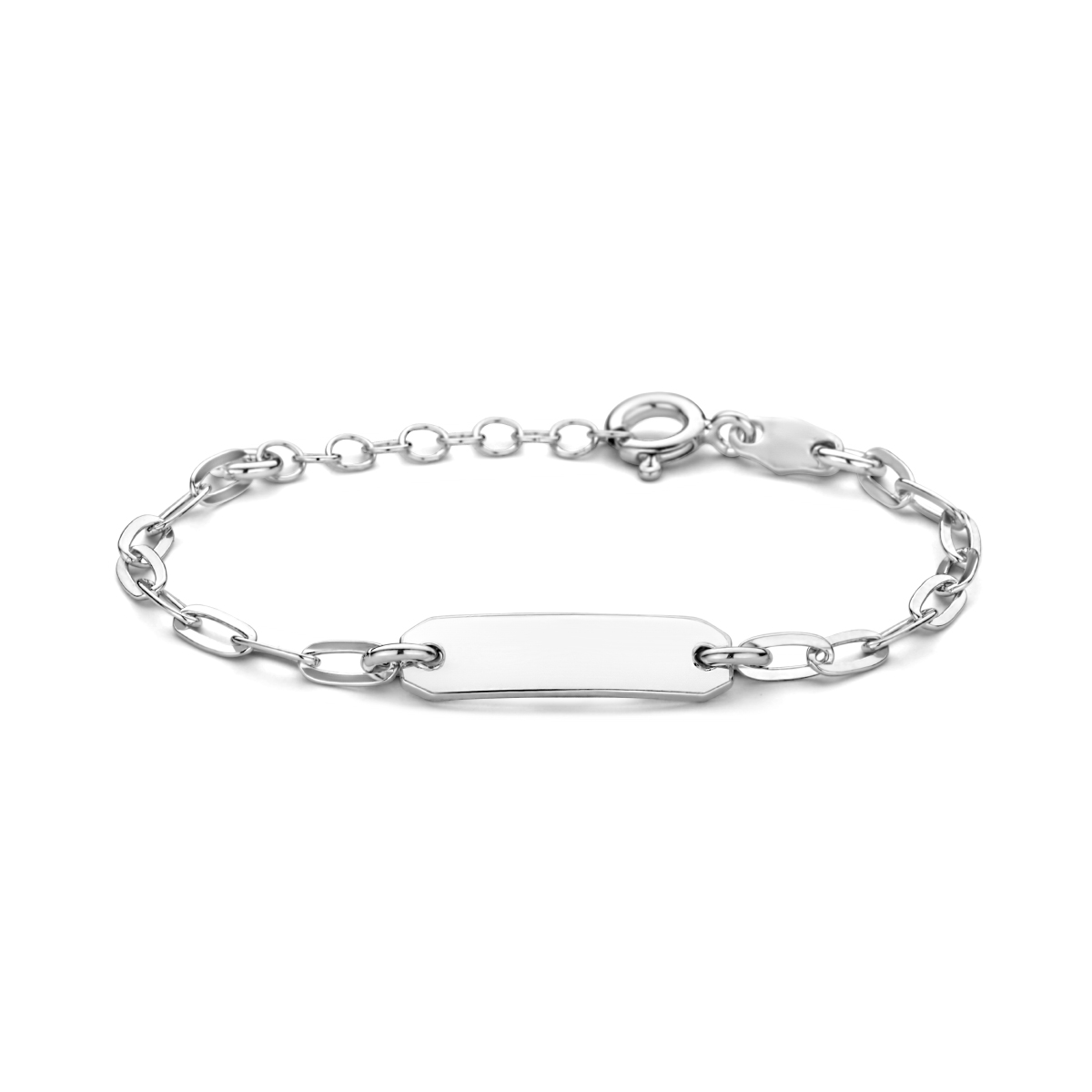 Gerhodineerd 925 zilveren graveerarmband. De armband heeft een draaglengte van 11cm met een extensie van 2cm en een schakelbreedte van 2.5mm. De graveerplaat heeft een dikte van 0.9mm.