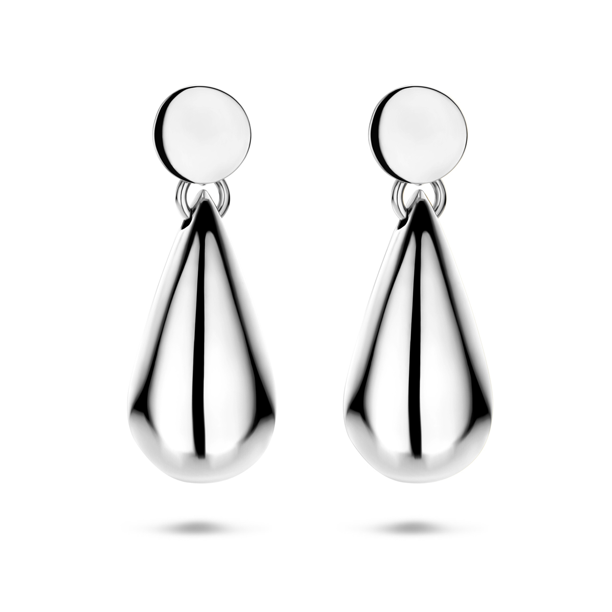 Gerhodineerd 925 zilveren oorhangers uitgevoerd in de vorm van een druppel. De oorhangers hebben een totale hoogte van 41mm.