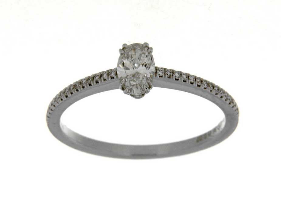 Elegante witgouden ring met diamanten 0.07ct en center 0.35ct