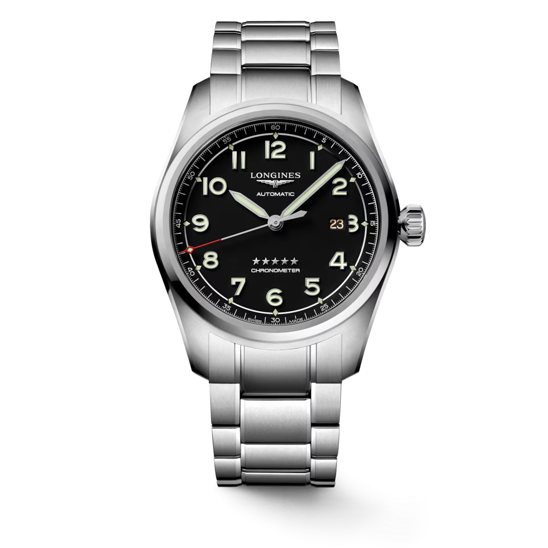 De Longines Spirit L38114536 is een elegante polshorloge met een ronde kast van roestvrij staal, zwarte analoge wijzerplaat en automatische Zwitserse uurwerk. Het is waterbestendig tot 10 bar. Perfect voor een stijlvolle, zakelijke look. Draag bij formele en semi-formele gelegenheden voor een verfijnde uitstraling. Made of hoogwaardige materialen en anti-allergeen.