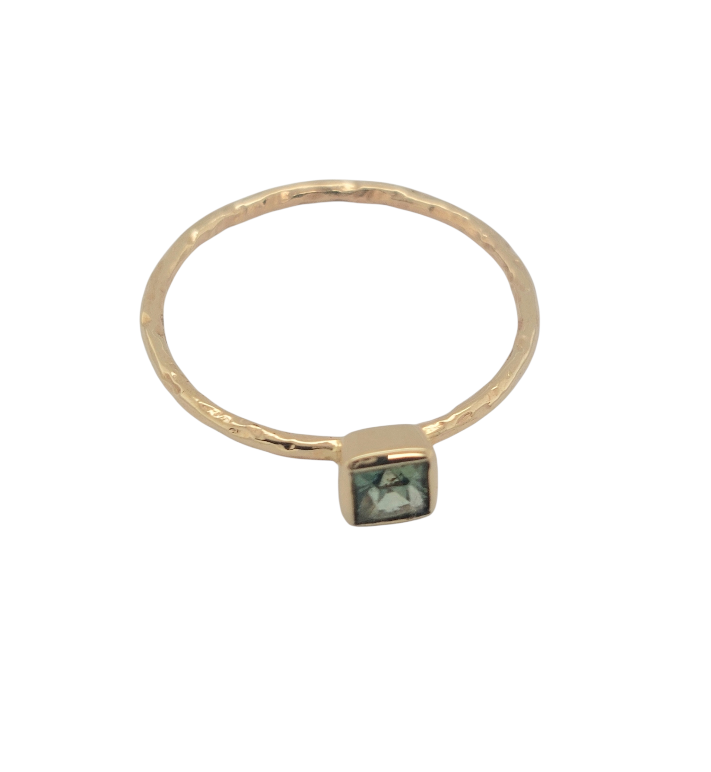 14kt gouden ring met Teal Saffier