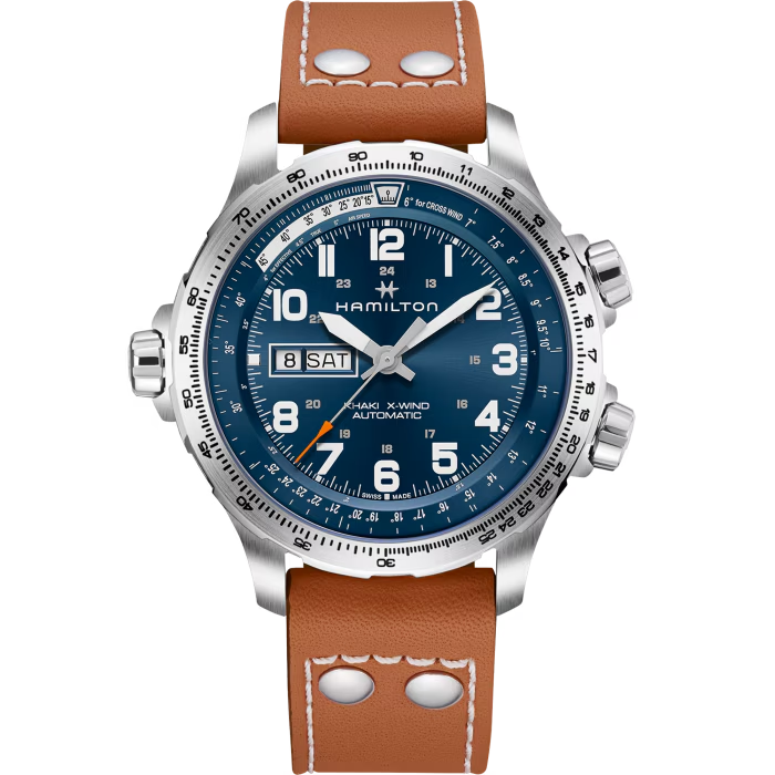 De Hamilton Khaki Aviation X-Wind Day Date Auto 45mm, modelnummer H77765541, is een prachtig polshorloge met een robuust ontwerp. Uitgerust met dag- en datumaanduiding, automaat uurwerk en opvallende wijzerplaat voor luchtvaartliefhebbers. Draag het tijdens avontuurlijke gelegenheden of casual uitjes voor een stijlvolle, functionele uitstraling. Perfect om indruk mee te maken.