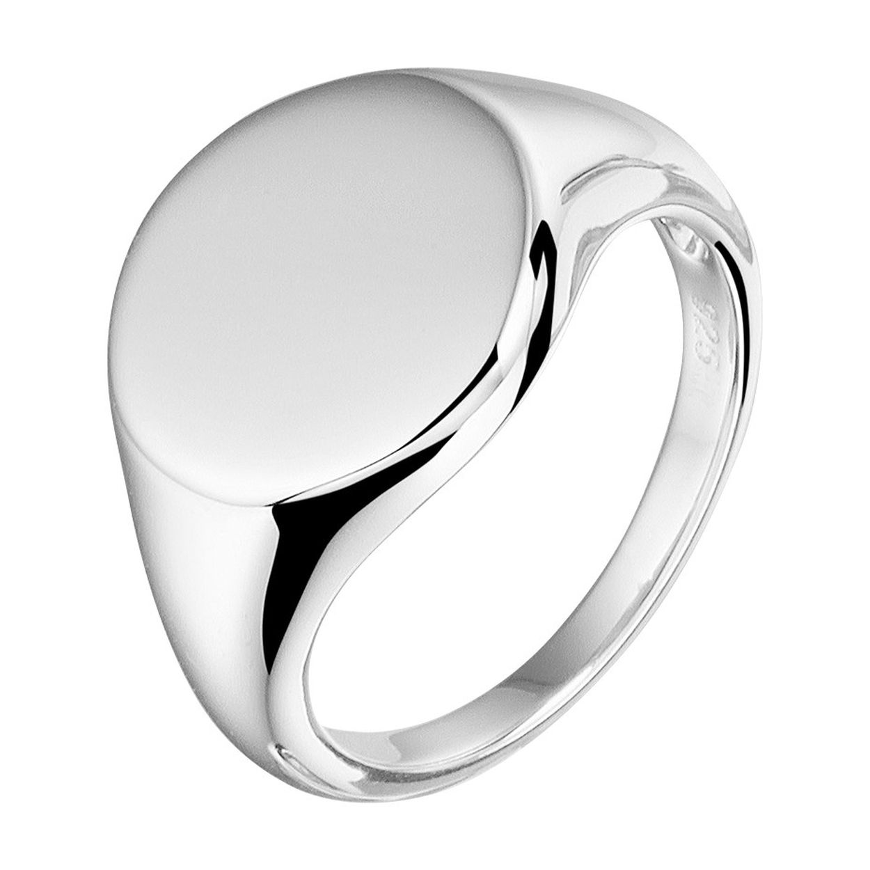 Gerhodineerd zilveren graveerring met een breedte van 12.5mm. De ring geeft je look direct een chique uitstraling. Info: Gerhodineerd zilver is door de rhodiumlaag beter bestand tegen verkleuren en krassen.