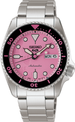 Het 4R36 Seiko kaliber met dag/datumweergave is een mechanisch kaliber. Het horloge laadt zich tijdens het dragen automatisch op door het omzetten van de arm- en polsbewegingen van de drager in energie. Beweging van het horloge zorgt ervoor dat de hoofdveer van het horloge wordt opgewonden. Deze veer is de energiebron. Handopwinding is ook mogelijk. Wanneer het horloge volledig is opgeladen heeft het een energiereserve van ca. 41 uur. Het tikgetal van deze automaat is 21.600 per uur en het horloge heeft 24 jewels. Het 4R kaliber wordt volledig in-house vervaardigd.