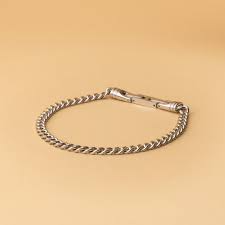 Omnis Silver XS-S (5mm cuban) armband van het merk Gemini.
De lengte is 20-21 cm (M-L).