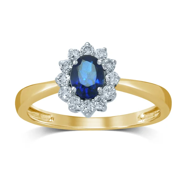 14k geelgouden ring  met een ovale saffier en twaalf, briljant geslepen, diamanten