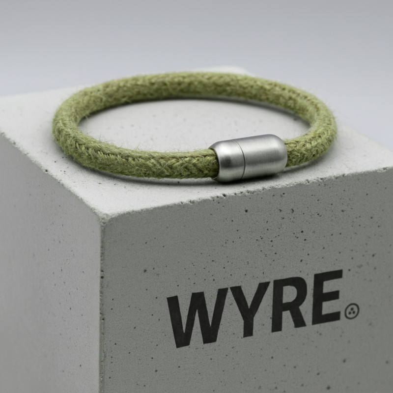 Wyre ontwerpt en maakt lokaal armbanden met oog voor creativiteit en kwaliteit. Tijdens productie van het maken van verlichting blijven bij het op maat maken van hoogwaardige Italiaanse textielsnoeren reststukken over. waar anderen dit als afval zien, zien wij de grondstof voor mooie sieraden. 
Samen met de ontwerper transformeerden we deze bijzondere snoeren tot een uniek e armbanden collectie: WYRE.
Elke armband wordt met de hand gemaakt in Nederland
 ( Maassluis) .  Duurzaam en lokaal geproduceerd en elk exemplaar met een eigen karakter. De armbanden zijn in elke gewenste lengte te bestellen en worden dan speciaal voor u vervaardigd.