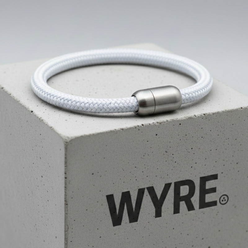 Wyre ontwerpt en maakt lokaal armbanden met oog voor creativiteit en kwaliteit. Tijdens productie van het maken van verlichting blijven bij het op maat maken van hoogwaardige Italiaanse textielsnoeren reststukken over. waar anderen dit als afval zien, zien wij de grondstof voor mooie sieraden. 
Samen met de ontwerper transformeerden we deze bijzondere snoeren tot een uniek e armbanden collectie: WYRE.
Elke armband wordt met de hand gemaakt in Nederland
 ( Maassluis) .  Duurzaam en lokaal geproduceerd en elk exemplaar met een eigen karakter. De armbanden zijn in elke gewenste lengte te bestellen en worden dan speciaal voor u vervaardigd.