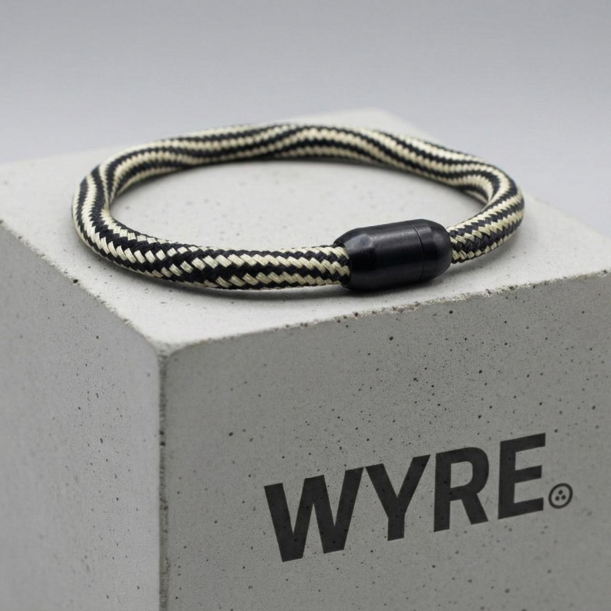 Wyre ontwerpt en maakt lokaal armbanden met oog voor creativiteit en kwaliteit. Tijdens productie van het maken van verlichting blijven bij het op maat maken van hoogwaardige Italiaanse textielsnoeren reststukken over. waar anderen dit als afval zien, zien wij de grondstof voor mooie sieraden. 
Samen met de ontwerper transformeerden we deze bijzondere snoeren tot een uniek e armbanden collectie: WYRE.
Elke armband wordt met de hand gemaakt in Nederland
 ( Maassluis) .  Duurzaam en lokaal geproduceerd en elk exemplaar met een eigen karakter. De armbanden zijn in elke gewenste lengte te bestellen en worden dan speciaal voor u vervaardigd.