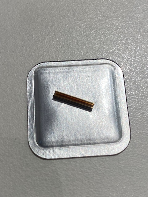 De Omega Constellation 036BB0049 is een nieuw accessoire in de categorie kleermakersbenodigdheden. Geen specifiek gewicht vermeld. Ideaal voor moderne styling. Draag het als een veelzijdig accent op kledingstukken of tassen. Perfect voor degenen die op zoek zijn naar unieke toevoegingen aan hun garderobe. Voeg flair toe aan elk outfit.
