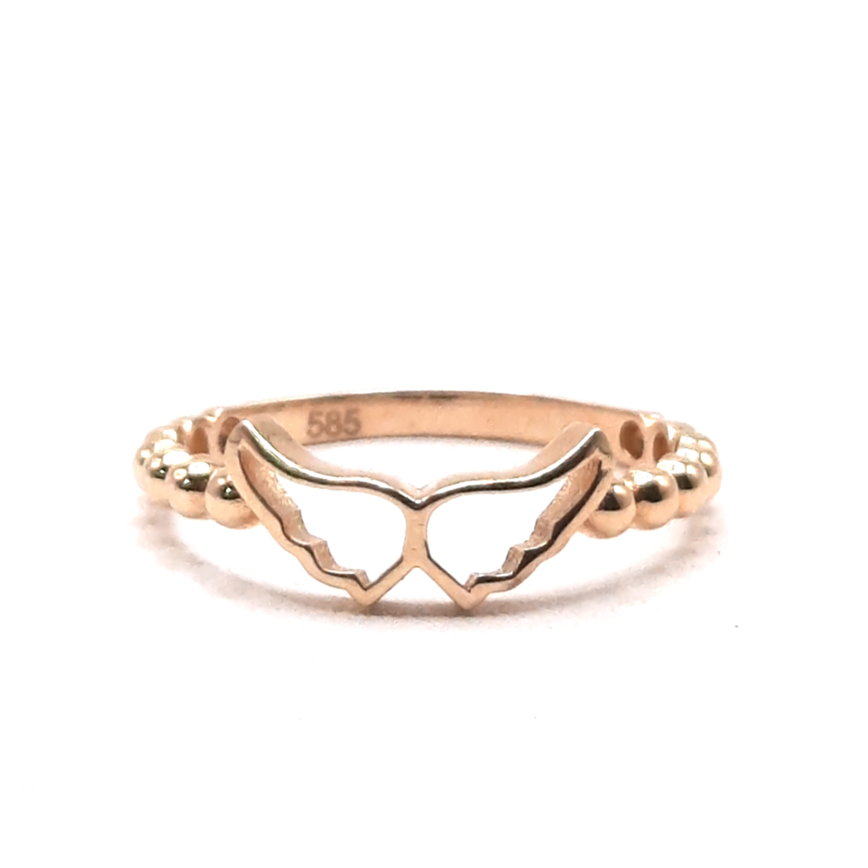 Productnummer BREA-0001883 is een elegante gouden ring van 14 karaat met een glanzend afwerking. Deze ring, maat 55, past perfect bij elke gelegenheid en straalt luxe uit met zijn goudkleurige glans. Draag hem solo voor een verfijnde look, of combineer met andere ringen voor een trendy stapel-effect. Een tijdloze toevoeging aan je sieradencollectie.