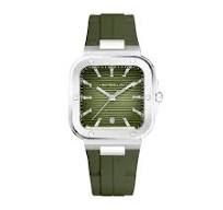 Het uurwerk is van staal met een groen rubber band. Het uurwerk is mechanisch en wordt opgewonden tijdens het dragen .
 
 