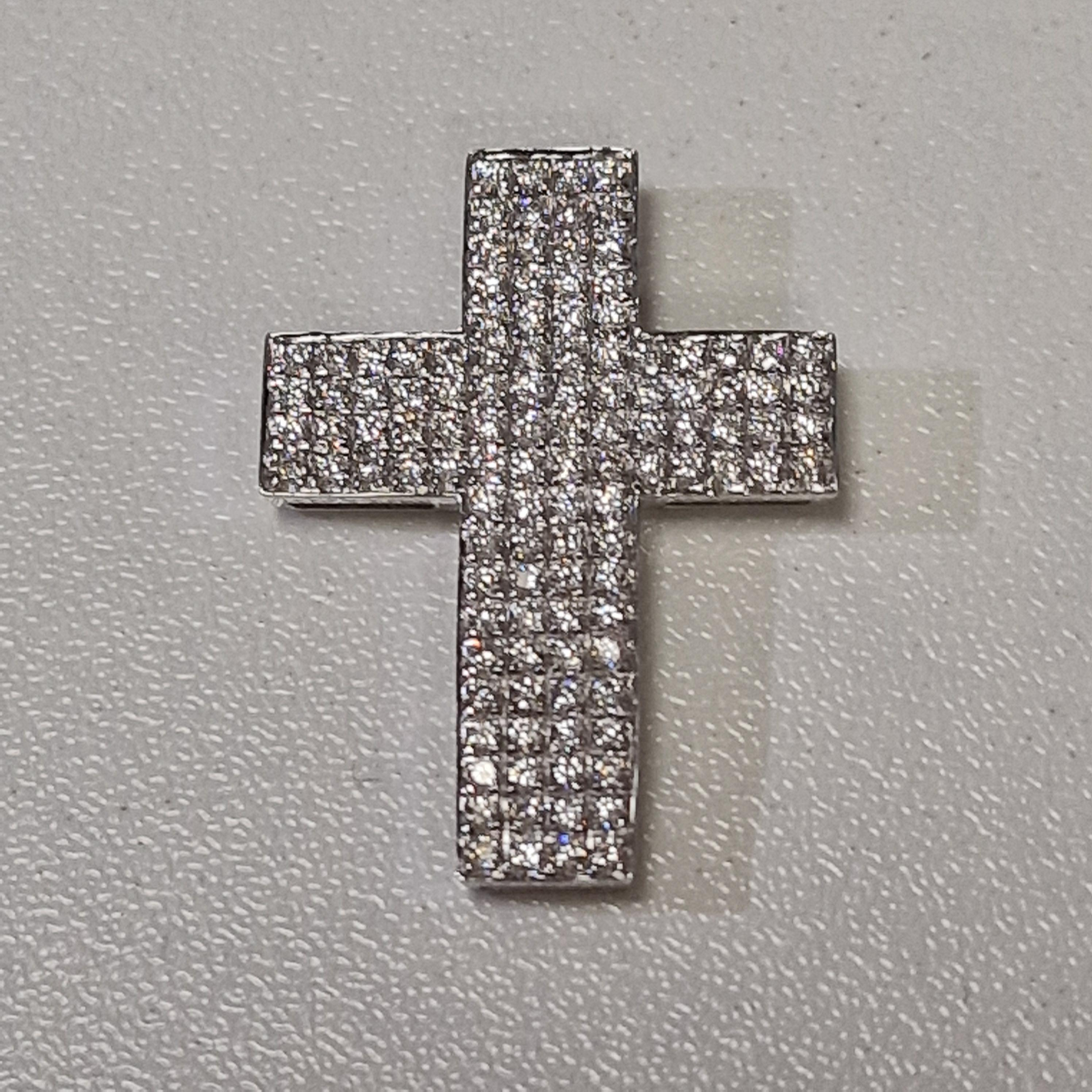 18k witgouden hanger met diamant pav&eacute; gezet