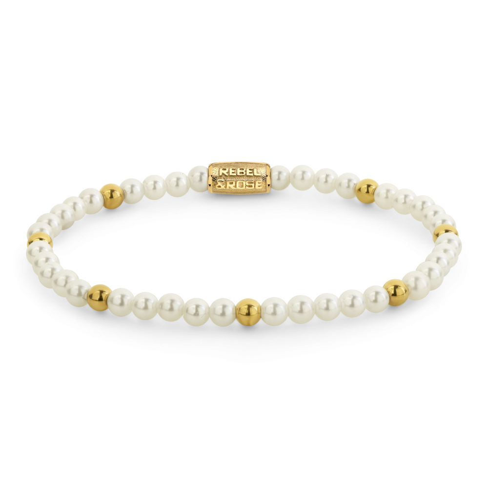 Armband gemaakt van 4mm parels (shell pearls) en 4mm 18 karaat goud ion-plated edelstalen stenen. Shell pearls bestaan uit het parelmoer van de binnenkant van de oester. De sluiting is gemaakt van 18 karaat goud ion-plated edelstaal.