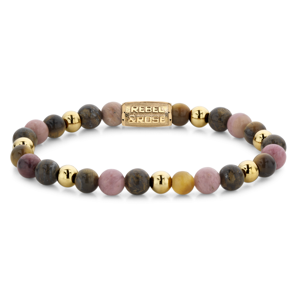 Bead armband, handgemaakt van 6mm stenen en met een 18 karaat goud ion-plated edelstalen sluiting. Het Rebel & Rose sieraad is makkelijk te combineren met andere zilveren, leren of kralenarmbanden.