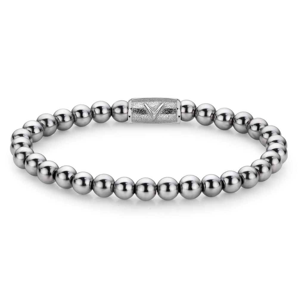Edelstenen bead armband, handgemaakt van 6mm zilverkleurige Hematiet stenen met een speciaal DANNY VERA slot.


