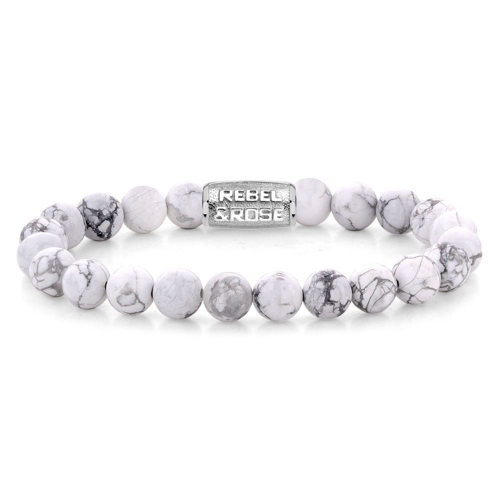 Bead armband, handgemaakt van 8mm witte Howliet stenen met een zilverkleurige sluiting. Het Rebel & Rose sieraad is makkelijk te combineren met andere zilveren, leren of kralenarmbanden.