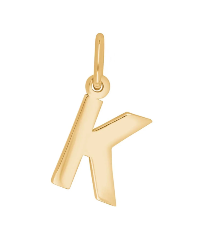 Der 14kt. Goldanh&auml;nger Buchstabe - K ist ein eleganter Schmuckanh&auml;nger aus 14-kar&auml;tigem Gold. Ideal f&uuml;r Halsketten, verleiht er jedem Outfit eine pers&ouml;nliche Note. Tragen Sie ihn am besten an einer feinen Gold- oder Silberkette, um die Sch&ouml;nheit des Anh&auml;ngers hervorzuheben. Perfekt als Geschenk oder f&uuml;r den t&auml;glichen Gebrauch.