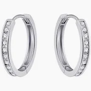 Oorringen uit de Daily Essentials collectie van Gisser Jewels gemaakt van 14 Karaat Wit Goud. De breedte is 2 mm. De diameter is 15 mm.