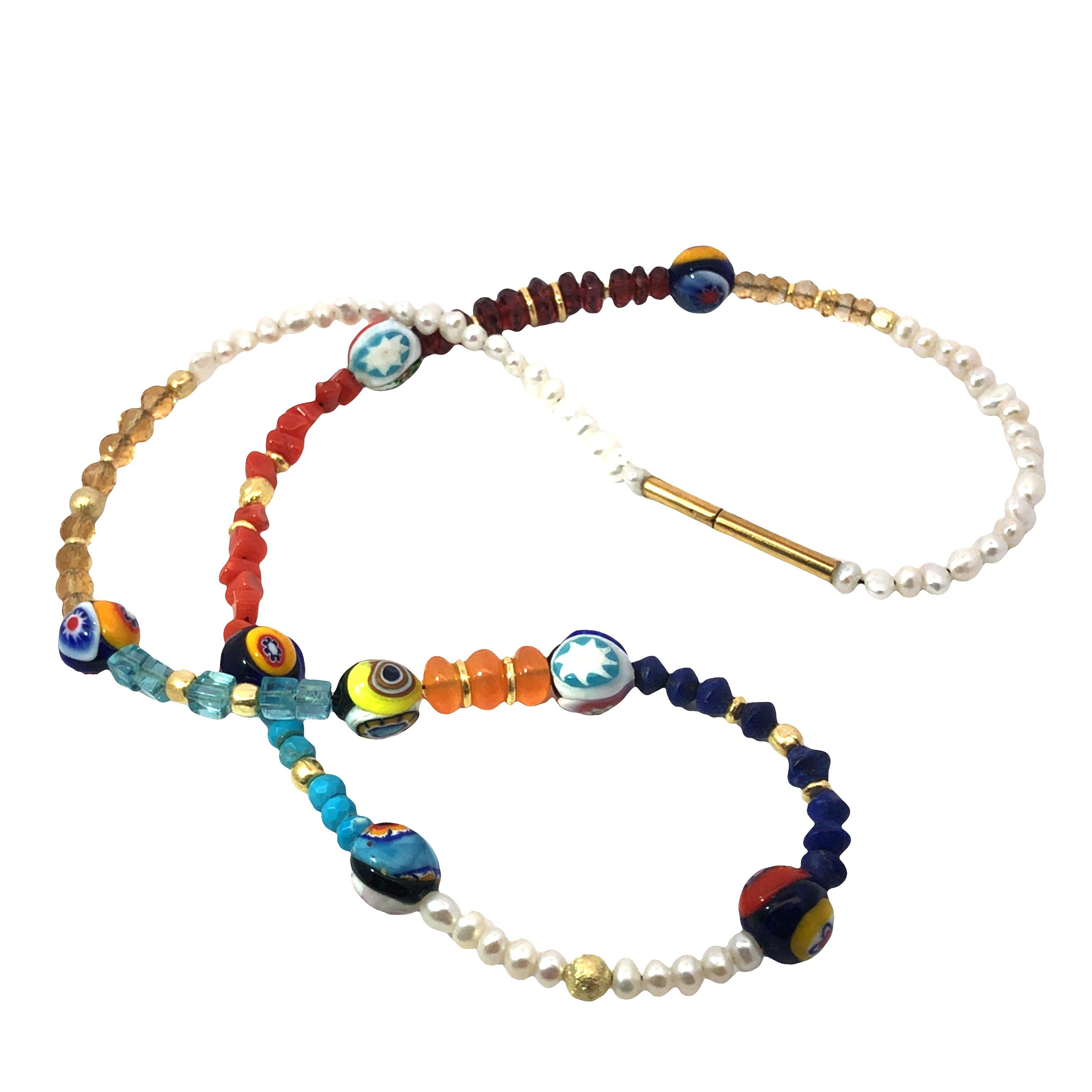 Der Artikel BUNT,    Diese elegante Halskette l&auml;sst sich am besten zur feierlichen Kleidung oder als luxuri&ouml;ses Accessoire im Alltag tragen und verleiht jedem Outfit einen Hauch von Eleganz und Raffinesse.