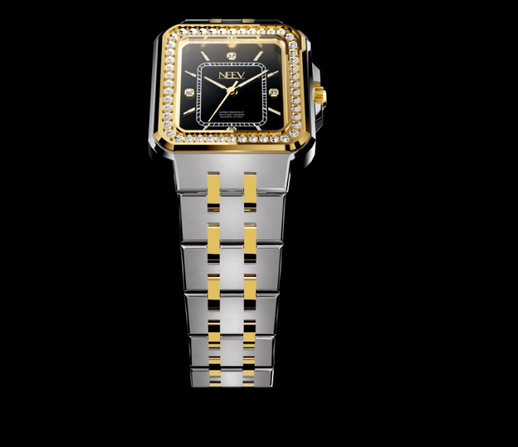 De Mila&reg; is krachtig en stijlvol. Dit horloge combineert een zwarte wijzerplaat met een bicolor band van goud- en zilverkleurig staal. De rand van de kast is bezet met fonkelende zirkonia, wat een vleugje glamour toevoegt aan het strakke design. De afwisseling van gepolijst en gematteerd roestvrij staal maakt dit model veelzijdig en modern.