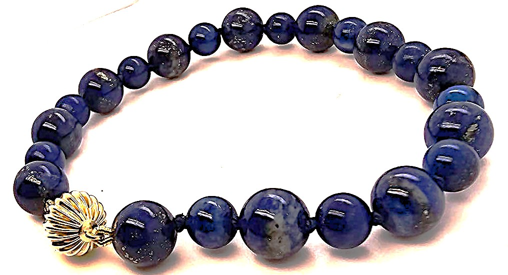 prachtige lapis lazuli-armband met gouden slot