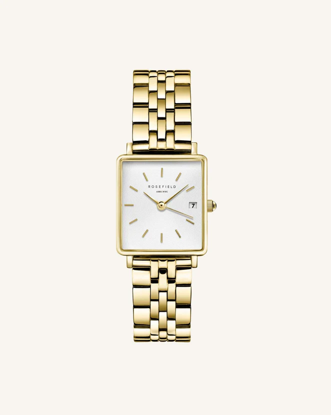 Je favoriet in een nieuw formaat. The Boxy XS behoort tot Rosefield's iconische horlogecollectie. Ons favoriete silhouet is nog eleganter in 22mm. The Boxy XS heeft dezelfde klassieke elementen als het origineel: afgeronde hoeken, stalen en leren horlogebanden en een datafunctie. Klein en fijn!