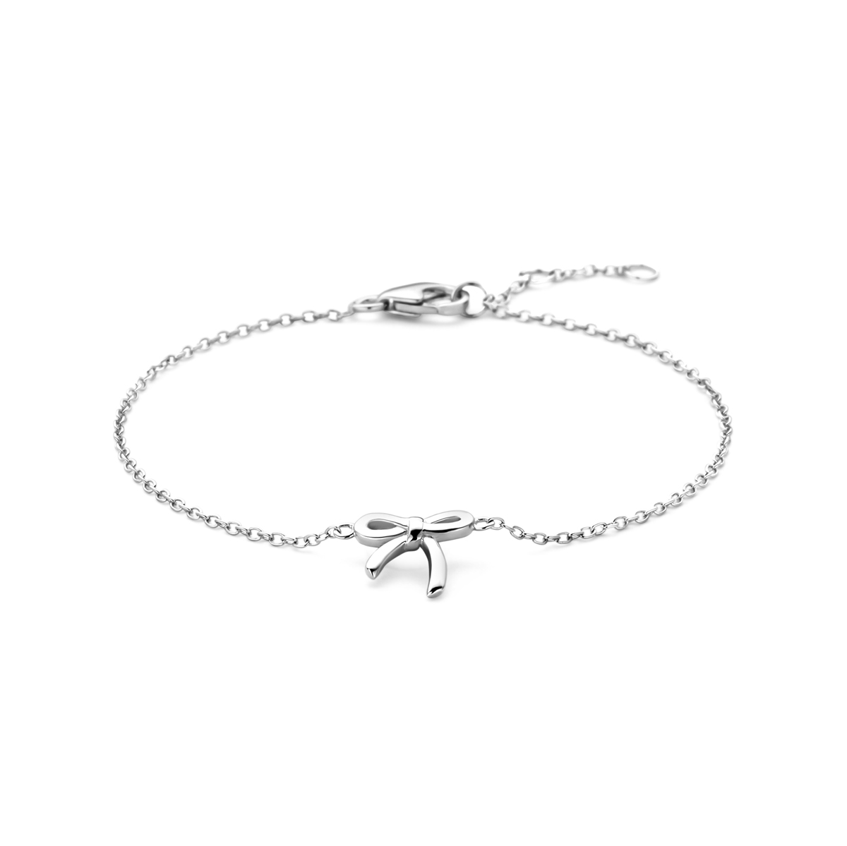 Gerhodineerd zilveren armband uitgevoerd met een strik. De armband heeft draaglengtes van 16, 17 en 18cm. De schakelbreedte is 1.2mm. Uitgevoerd met een karabijnsluiting.