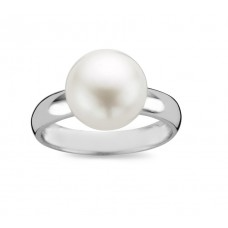 Ring wit goud met parel. Dit model kan ook gemaakt worden met oud goud. Geef 5.3 gr 18 kt en betaal 435&euro; maakloon