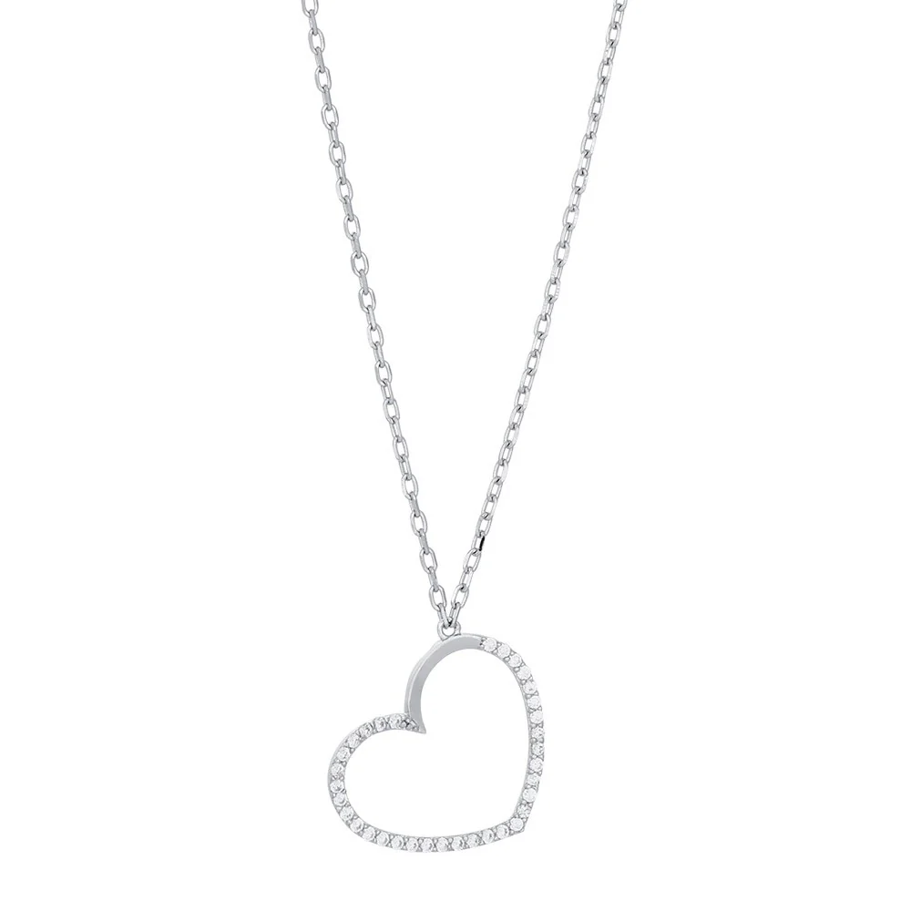 Zarte Halskette aus rhodiniertem 925er Sterling-Silber mit klassischem Herz-Anh&auml;nger und funkelndem Zirkonia. Das zeitlose Design wirkt elegant und dezent und macht die Kette zu einem vielseitigen Alltagsbegleiter oder zu einer liebevollen Geschenkidee f&uuml;r besondere Anl&auml;sse. Die Rhodinierung sch&uuml;tzt das Silber vor dem Anlaufen und sorgt f&uuml;r langanhaltenden Glanz.