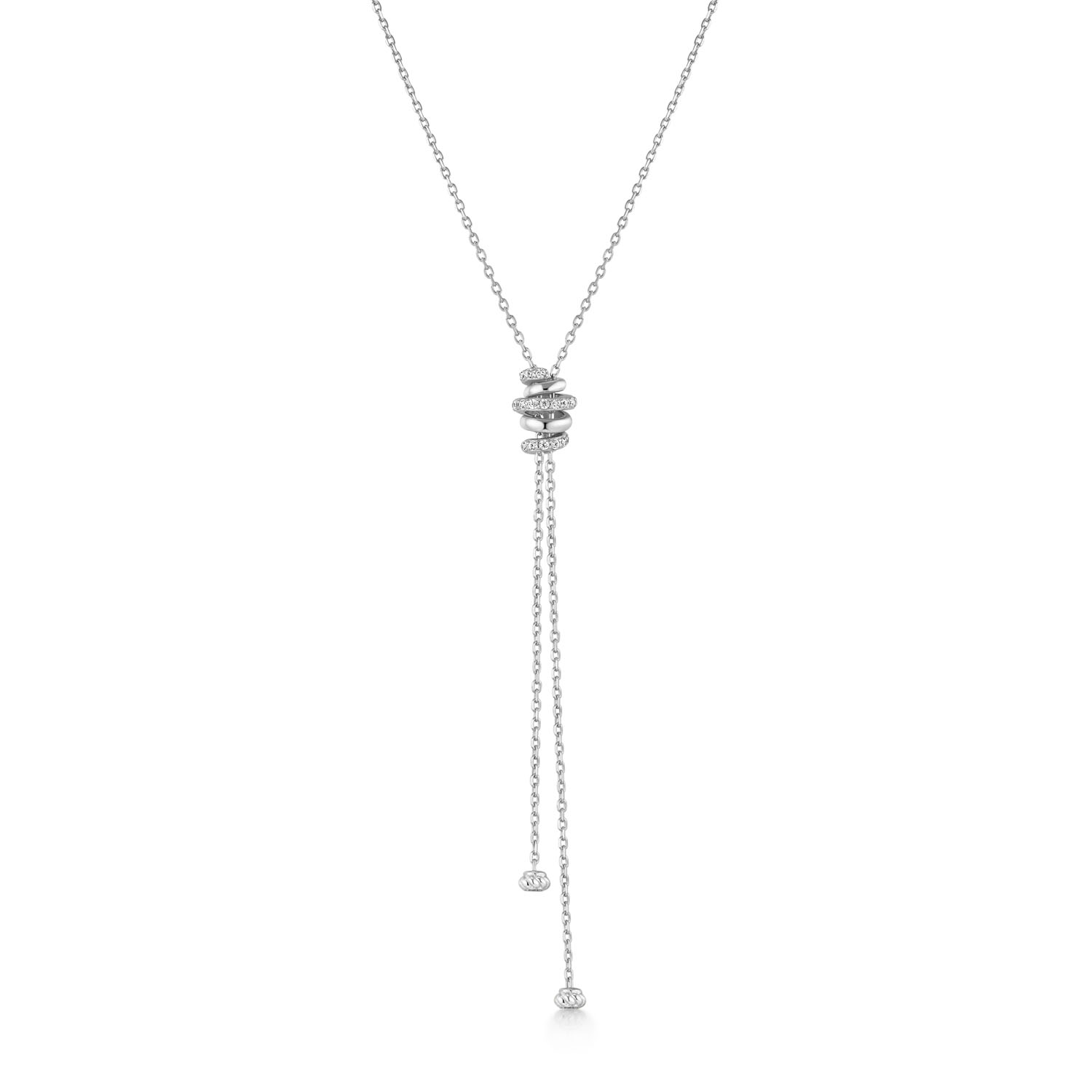Ge&iuml;nspireerd door de relaxte, bohemian kusttrend van dit seizoen, combineert deze Y-ketting vrijheid en elegantie. Twee soepele kettingen komen samen in een sierlijk tussenstuk met ovale vormen en zirconia. Ideaal om te combineren met andere kettingen of om alleen te dragen. Het straalt de charme uit van zonovergoten stranden en eindeloze zomers. Ontworpen voor de zelfbewuste vrouw die haar eigen ritme volgt.

MERK
Ge&iuml;nspireerd door de laatste fashion trends is Ania Haie het toonaangevende sieradenmerk voor hoogkwalitatieve maar ook betaalbare zilveren sieraden, zonder op de kwaliteit in te leveren. Iedere collectie is gebaseerd op de laatste catwalktrends, waardoor Ania Haie snel tot h&eacute;t sieradenmerk voor stijlbewuste consumenten is verkozen. Elk sieraad wordt ontworpen om te combineren met andere sieraden waardoor je je eigen look kunt cre&euml;ren. Maar ook zijn Ania Haie sieraden opvallend genoeg om op zichzelf te dragen.

SPECIFICATIES
- Ania Haie
- Ketting
- 925 zilver
- Lengte 53cm
- AH N072-07H