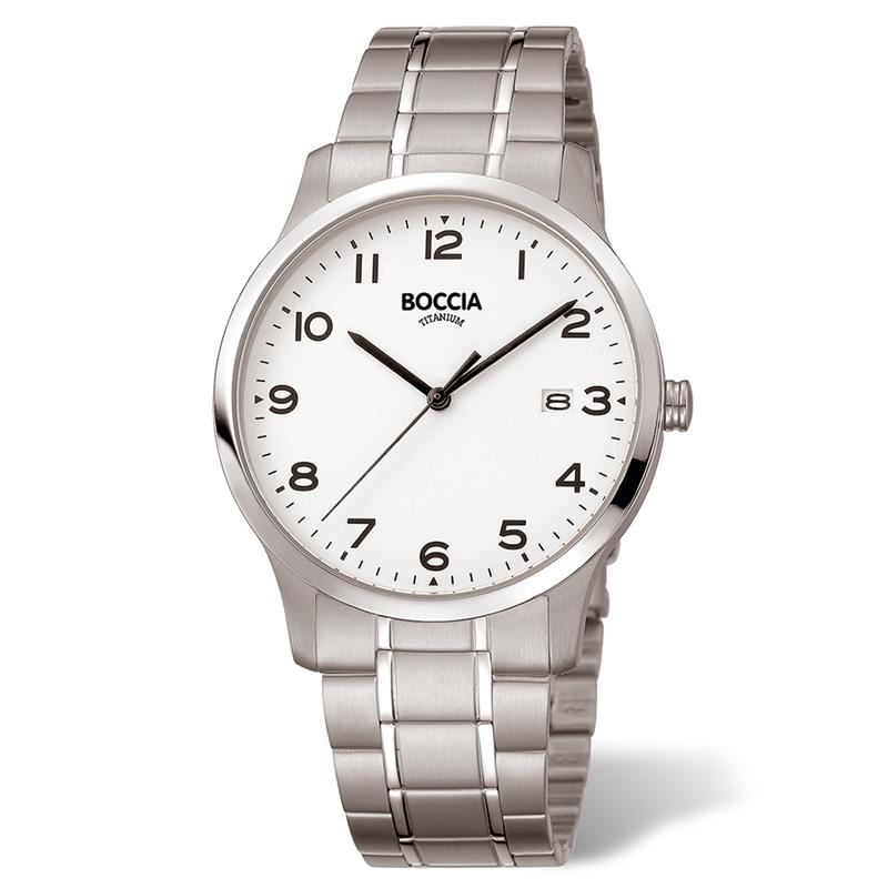 
Dit horloge van Boccia Titanium heeft een nette uitstraling. De zilverkleurige titanium horlogekast zorgt voor een stijlvolle look en de witte wijzerplaat maakt het horloge klassiek. Het horloge heeft een ronde kast met een diameter van 39mm, een datum, een mineraalglas, en is 5ATM. Combineer dit prachtige exemplaar met de andere sieraden van Boccia Titanium voor een complete look. Aan de titanium kast zit een titanium band. 

HET MERK
Boccia Titanium is het titanium merk van Nederland, dat zijn oorsprong in Duitsland vindt en is opgericht in het jaar 1992. Ontwikkeld door internationale ontwerpers. Alle titanium componenten van de BOCCIA TITANIUM collectie zijn gemaakt van 99,7% puur titanium; het bijzondere materiaal. Het is licht in gewicht, neemt de temperatuur van de huid aan en is zeer huidvriendelijk. Bovendien is het corrosie- en temperatuurbestendig.

SPECIFICATIES
- Mineraalglas
- Ronde titanium horlogekast, &Oslash; 39mm
- Titanuim band
- Witte wijzerplaat
- 5ATM (Regen- & spatwaterdicht)