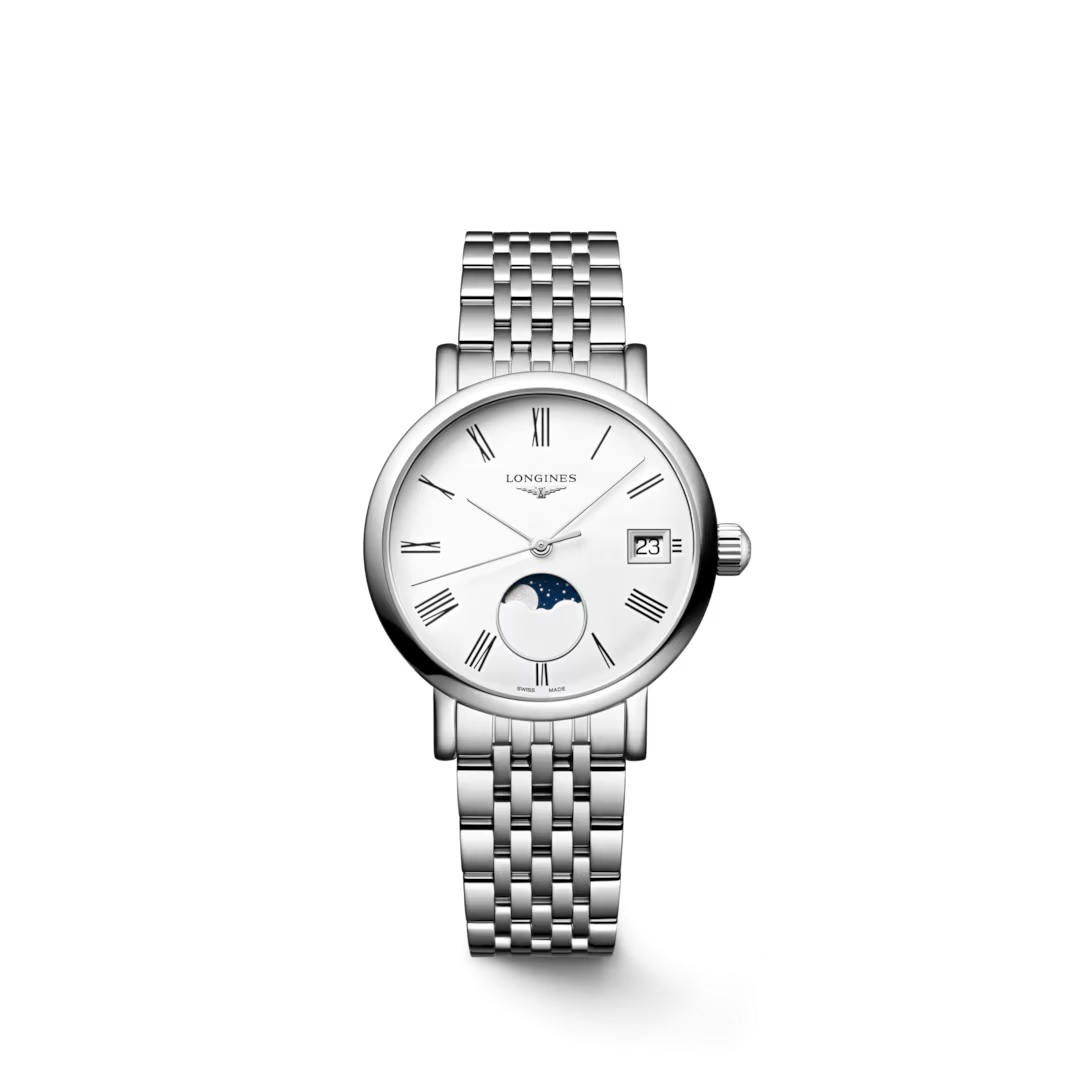 De Longines Elegant L43304116 is een prachtig horloge met een elegante en tijdloze uitstraling. Het horloge heeft een stijlvolle witte wijzerplaat met zilveren uurmarkeringen en wijzers. De zilveren roestvrijstalen kast en armband voegen een luxe touch toe aan het design. Dit horloge is perfect voor zowel formele als informele gelegenheden. Draag het om je pols als statementaccessoire en maak je outfit helemaal compleet.