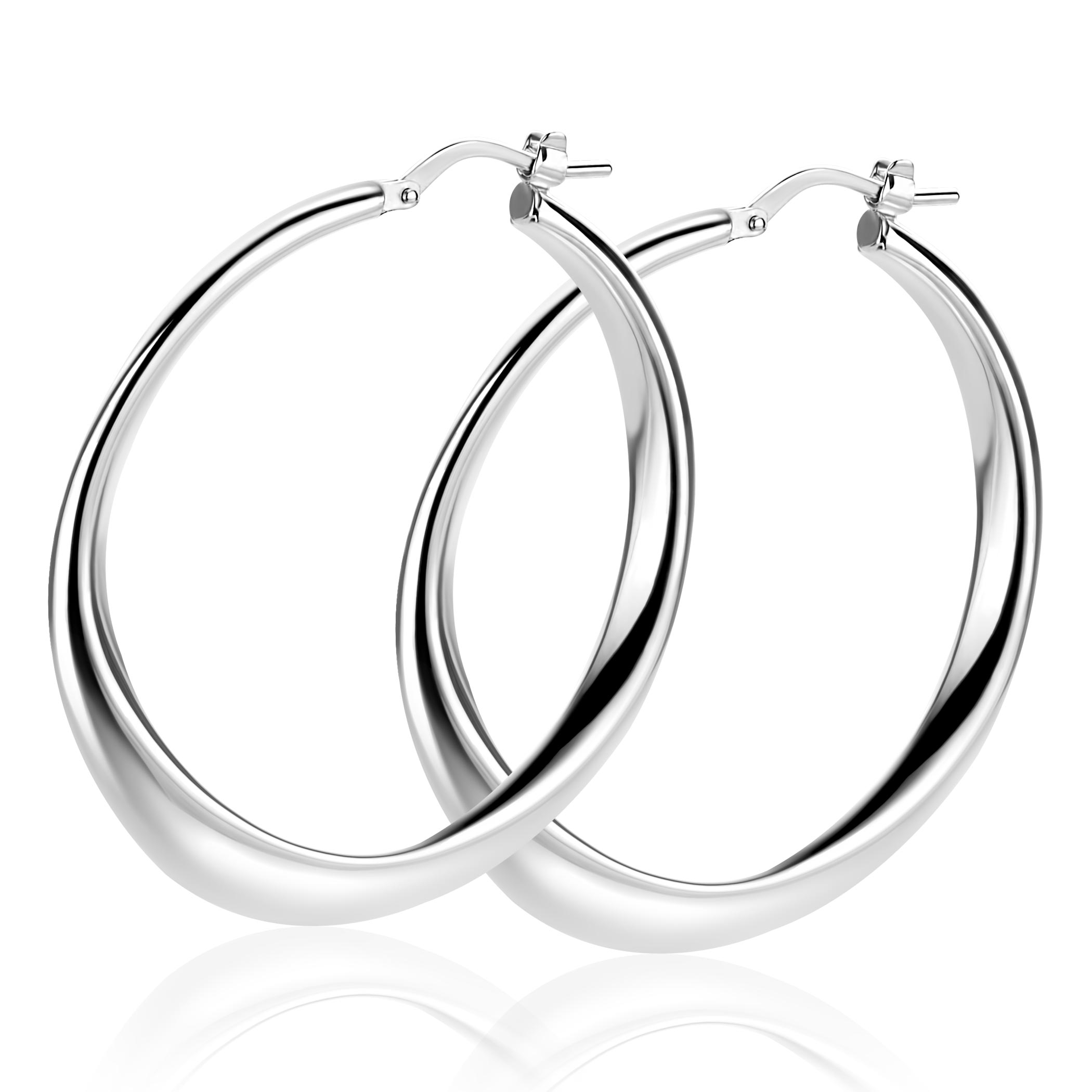 ZINZI zilveren oorringen 40mm met een organische gevormde buis van 3,5mm breed. Met handige italiaanse bovensluiting. Perfect in balans voor een opvallende maar verfijnde look. Vervaardigd van eerste gehalte zilver (925) en extra gerodineerd.