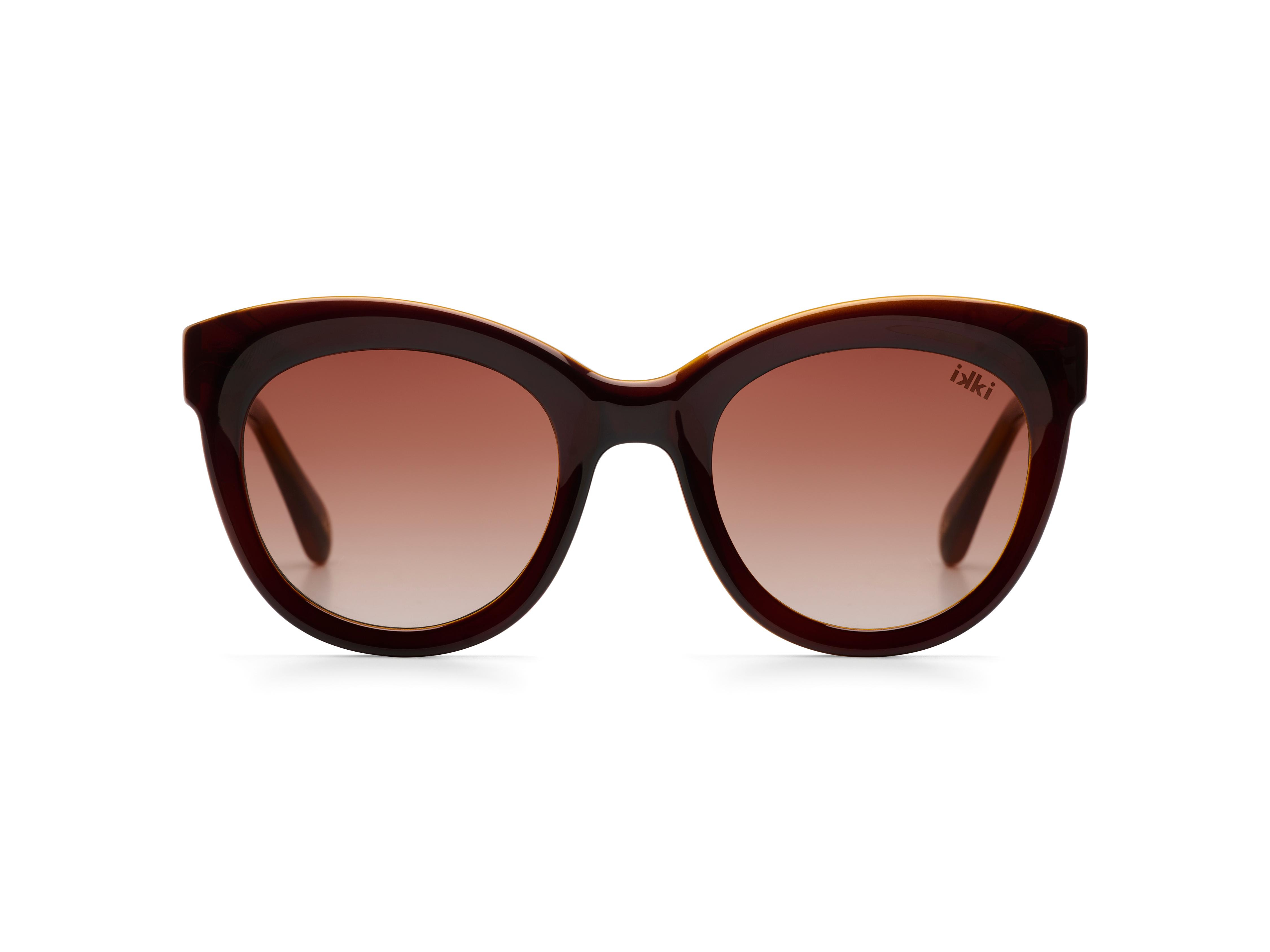 De Ikki Zonnebril CLAIRE 41-4, modelnummer IKKI41-4, biedt een stijlvolle uitstraling met een bruine, goudkleurige montuur en gradi&euml;nt bruine lenzen. Het is een perfecte aanvulling op zowel casual als chique outfits. Combineer het met zomerse jurken of een modieus vest voor een elegante look. Een must-have accessoire voor zonnige dagen!