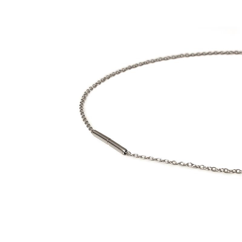 Dit is een collier van het merk Boccia Titanium