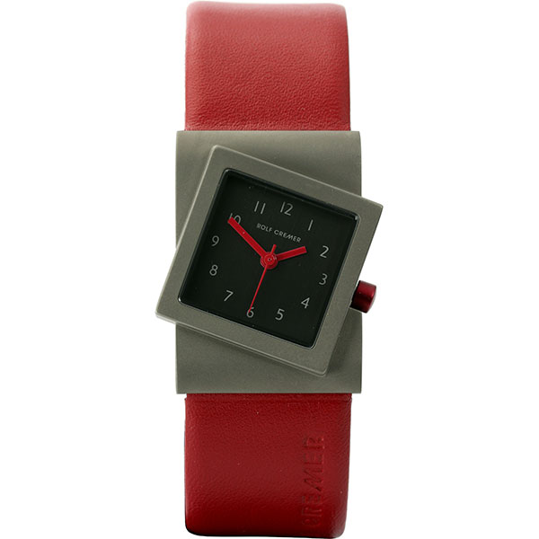 Deze mooie horloges zijn ontworpen door de bekende Duitse ontwerper ROLF CREMER. Het merk bestaat sinds 1989. Door onderscheidende modellen en kleurgebruik is het een gewaardeerd mode accessoire geworden. Gekenmerkt door een flashy design, eenvoud, elegantie en kleur. 