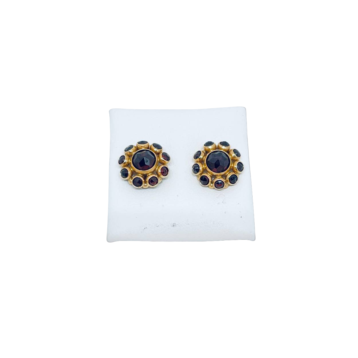 14 krt gouden oorknoppen