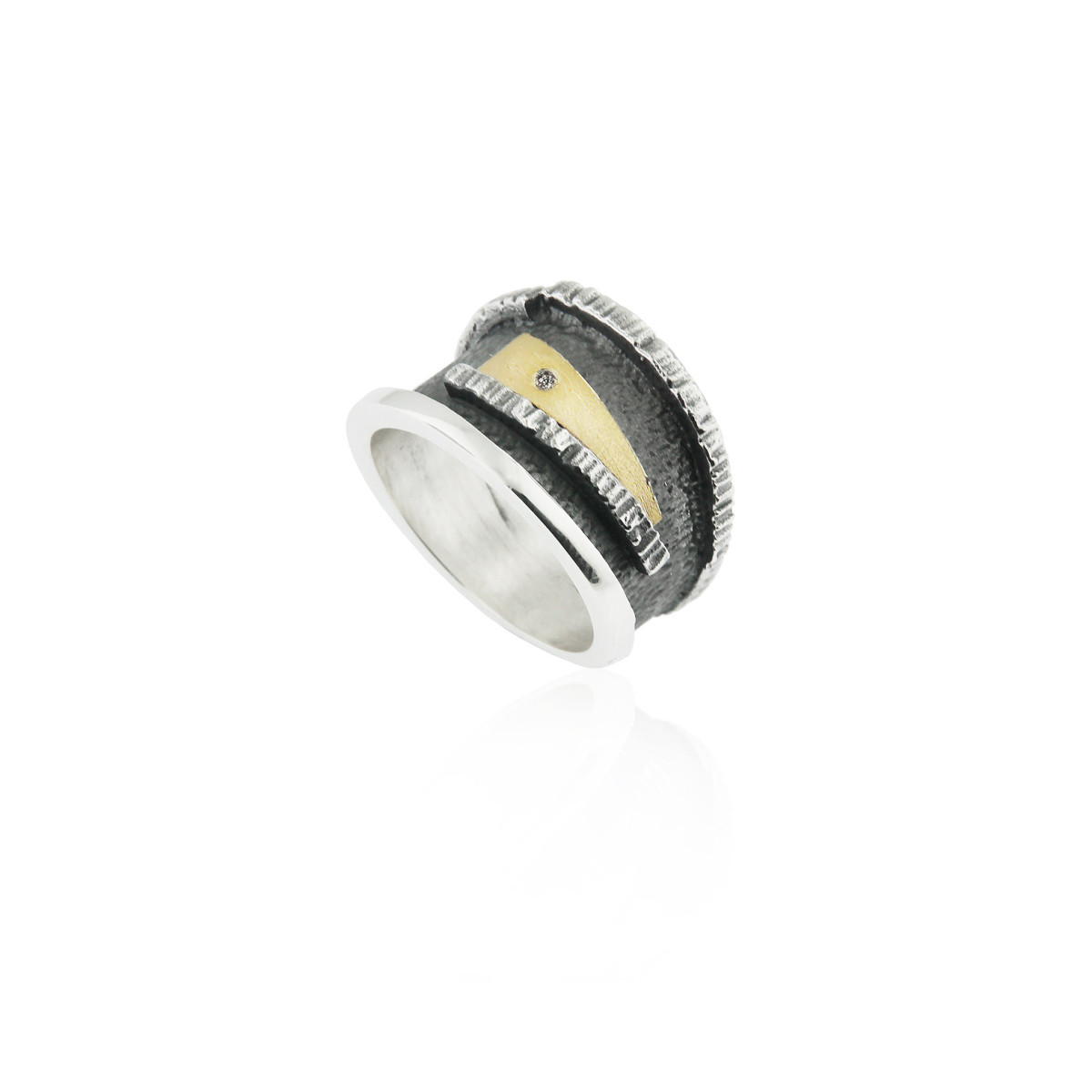 925 white silver ring combined with oxidized silver, 18k yellow gold and one diamond