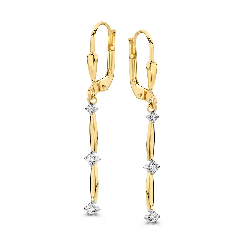 Geelgouden oorhaken met lange oorbedels gezet met zirkonia's.
