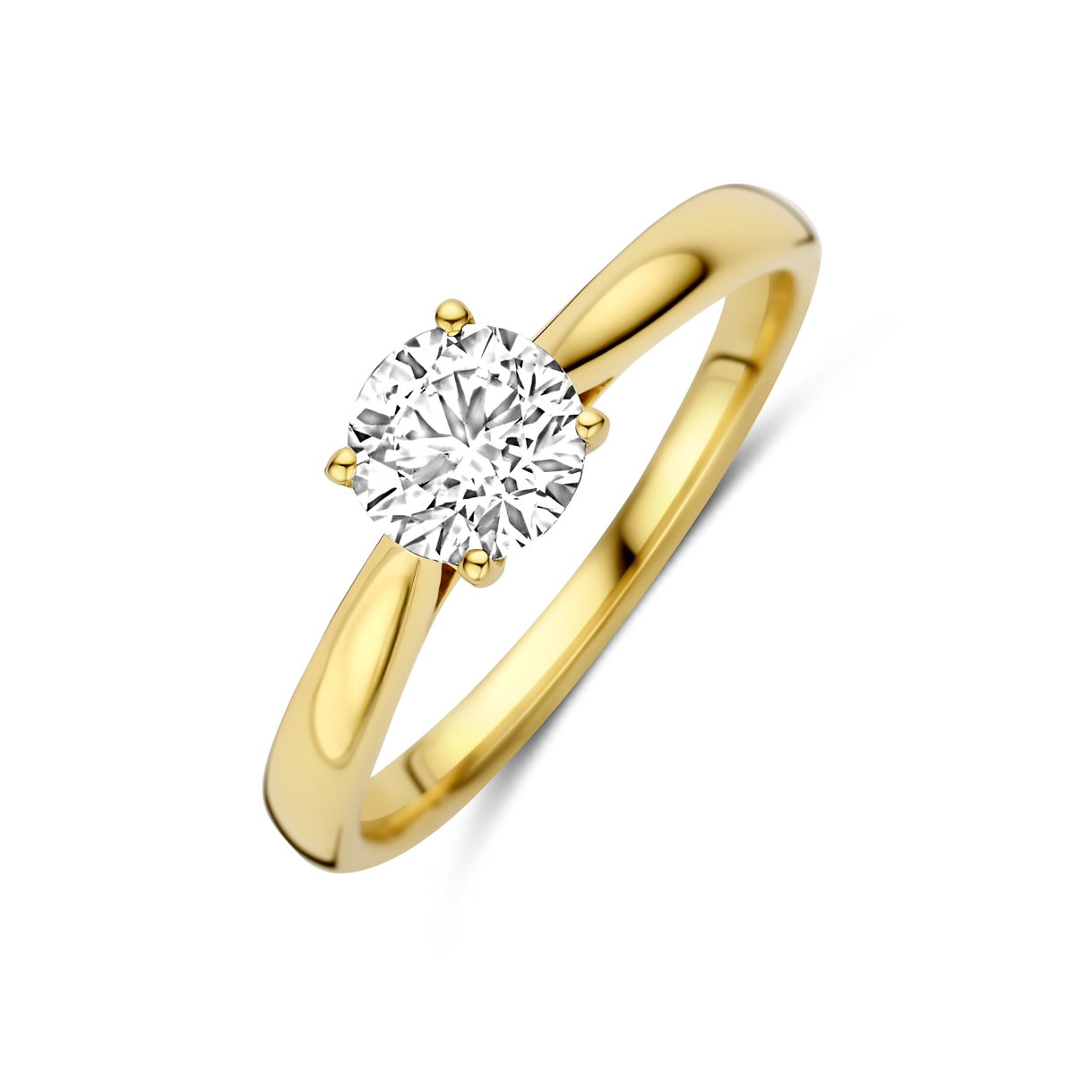 14k Geelgouden ring uitgevoerd met lab grown diamant. De ring heeft een breedte van 6mm.&nbsp;Lab grown diamanten zijn diamanten die ontstaan in een laboratorium. Onder extreem hoge druk en temperatuur wordt het natuurlijk ontstaansproces nagebootst met als eindresultaat een diamant met dezelfde chemische eigenschappen maar met een andere oorsprong. Dit artikel wordt geleverd met certificaat van de diamant.