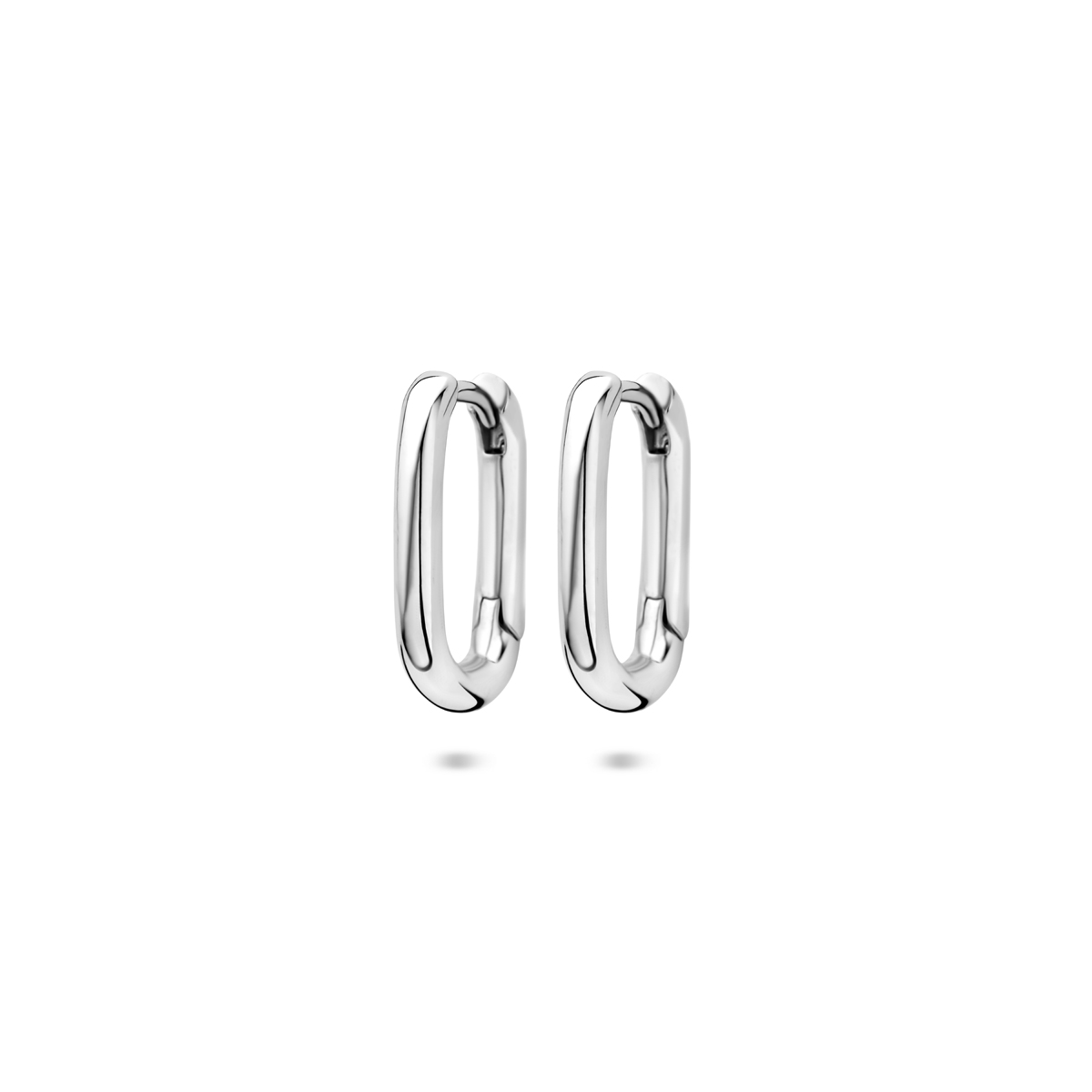 Gerhodineerd 925 zilveren klapoorringen met een buisdikte van 2.5mm.