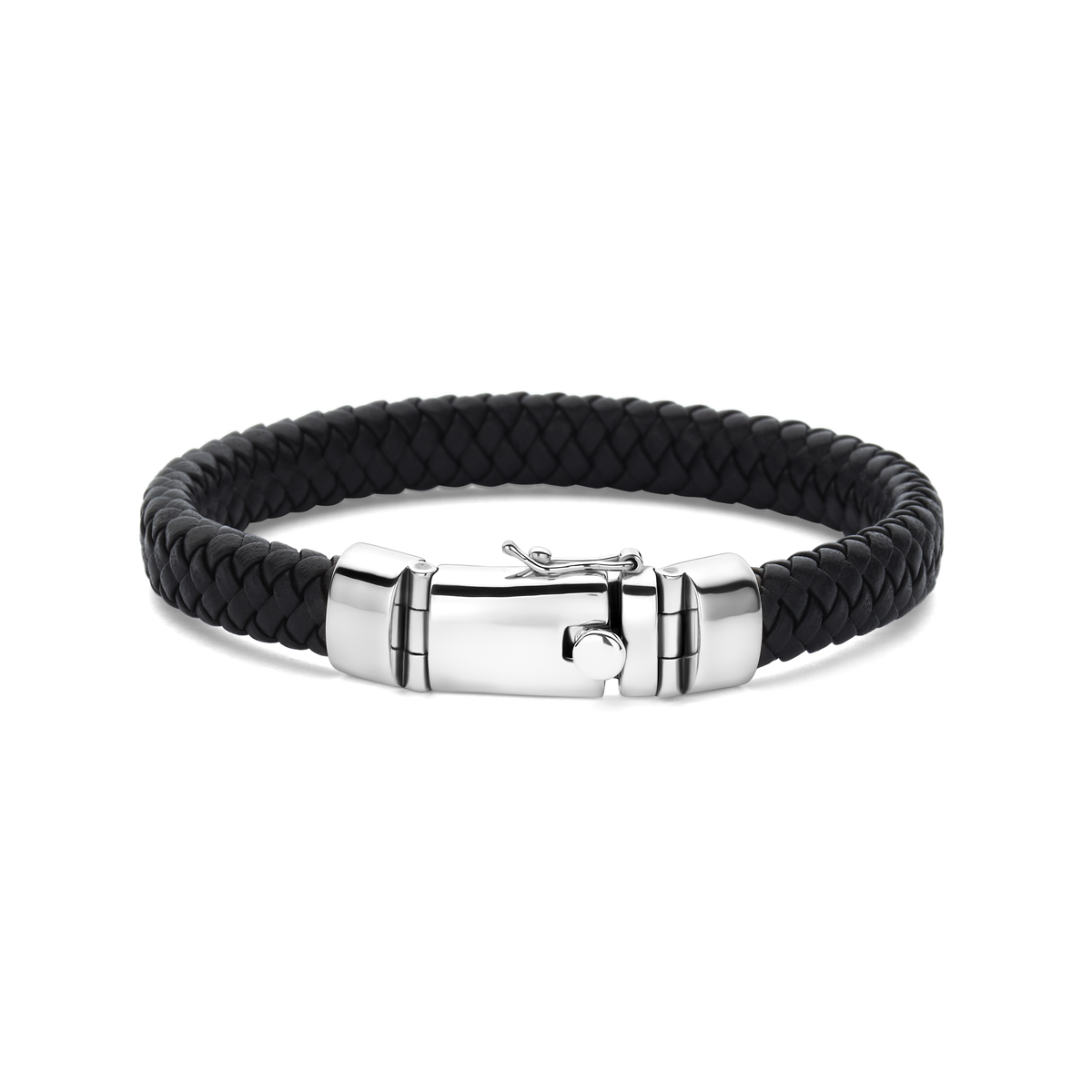 Gerhodineerd 925 zilveren uitgevoerd met leer. De armband heeft een breedte van 8,5 mm.