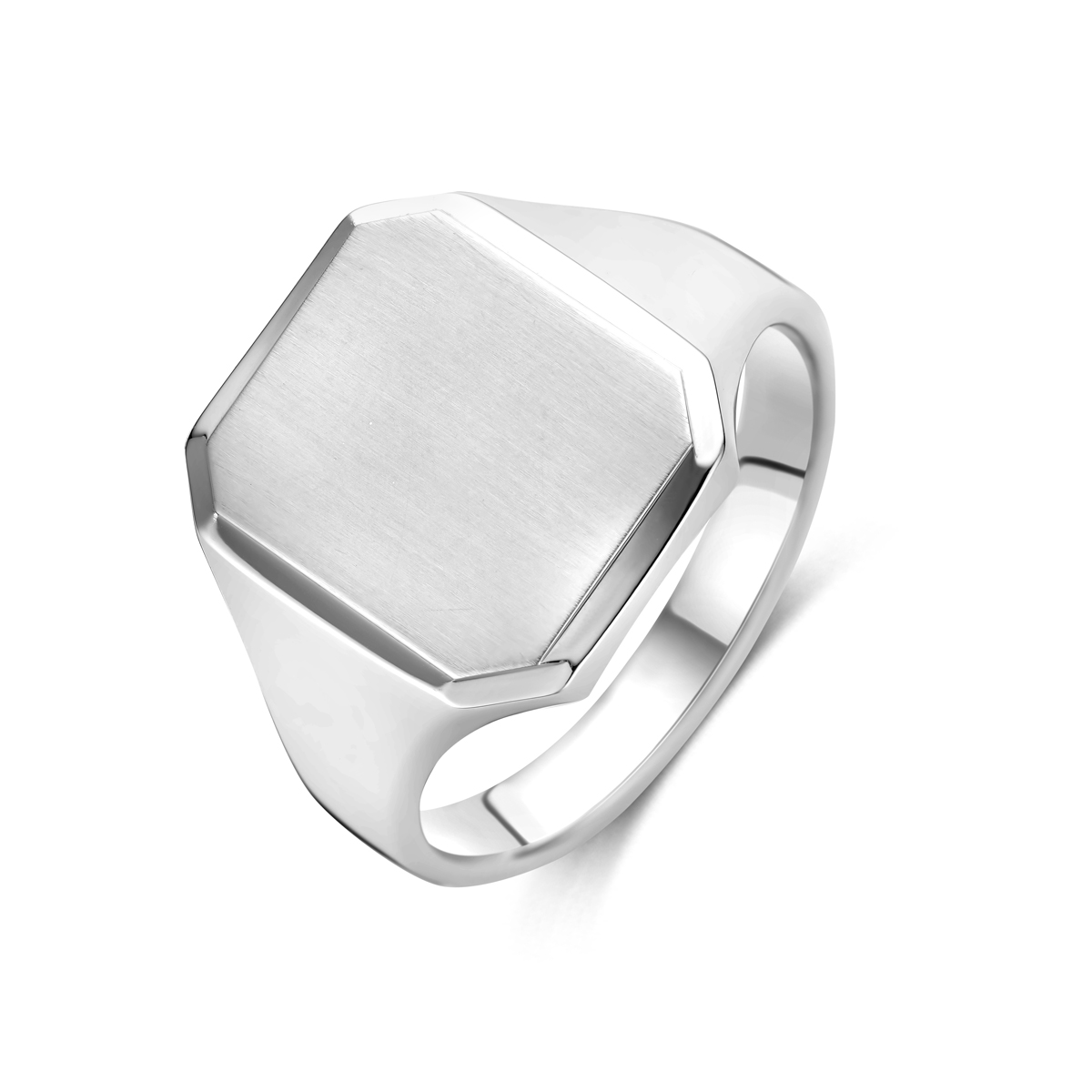 Gerhodineerd 925 zilveren graveerring met een afmeting van 14x12mm.
